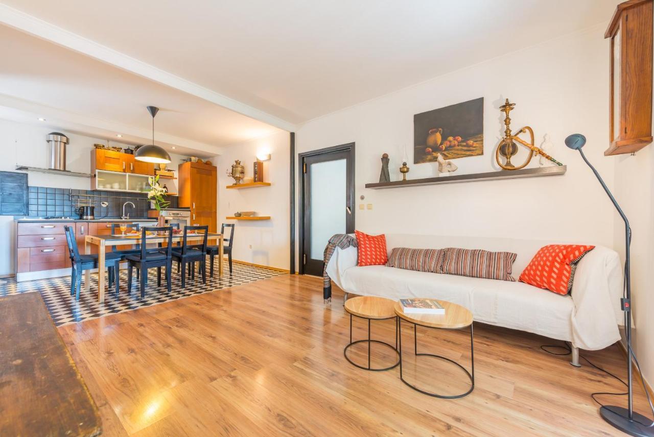 Midsummer Night's Dream Apartman